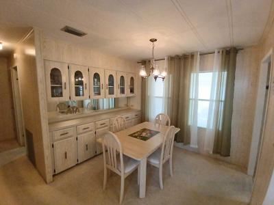 Photo 5 of 8 of home located at 7000 20th St. Lot 760 Vero Beach, FL 32967