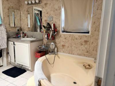 Photo 5 of 8 of home located at 3846Golf Cart Drive North Fort Myers, FL 33917