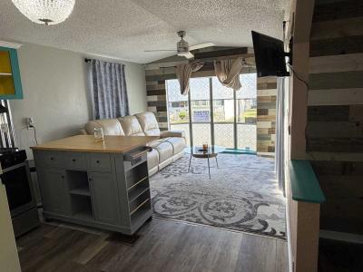 Photo 5 of 8 of home located at 9267 Us Hwy 98 Lot #27 Dade City, FL 33525
