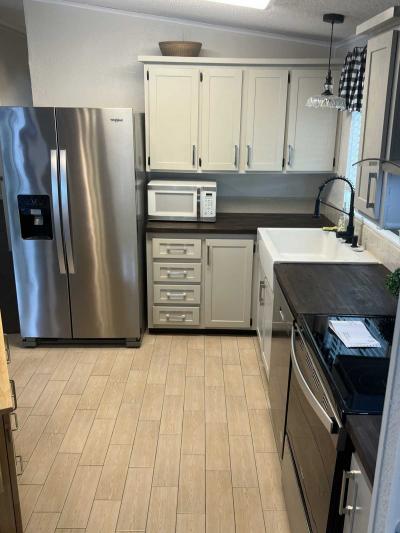 Photo 3 of 8 of home located at 157 Moller Way Lakeland, FL 33813