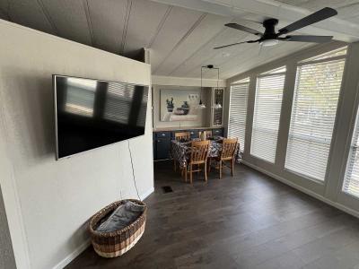 Photo 5 of 6 of home located at 307 Brewer Rd Lakeland, FL 33813