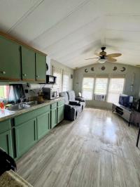 1986 Manufactured Home