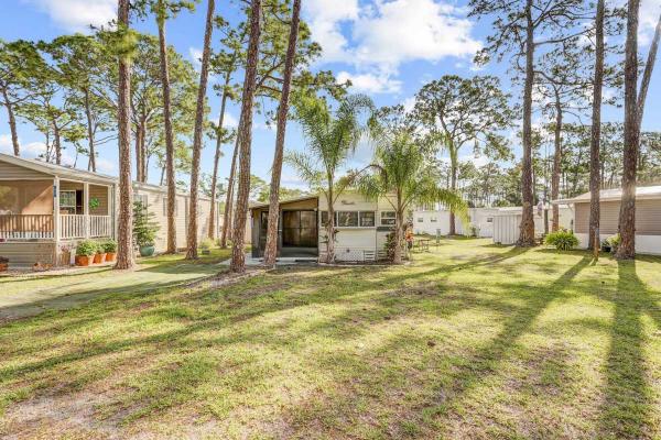 Photo 1 of 2 of home located at 1300 N River Rd, Lot C13 Venice, FL 34293