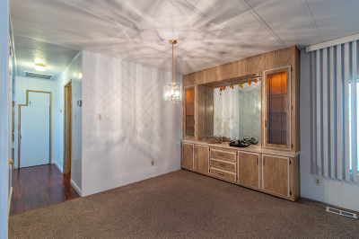 Photo 5 of 17 of home located at 4470 E. Vegas Valley Dr. Las Vegas, NV 89121