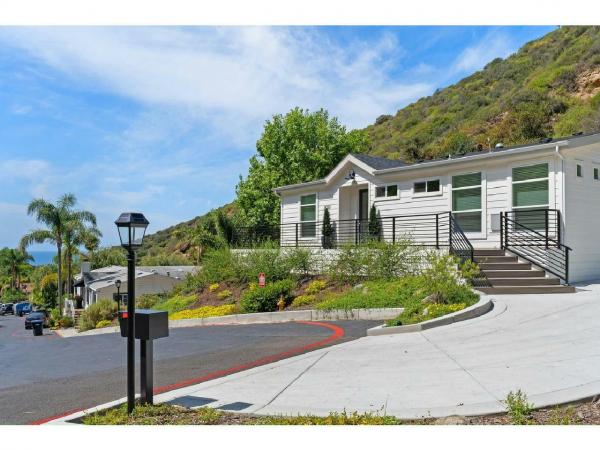 2024 Skyline Sunset Ridge FQ SK599-8 Manufactured Home