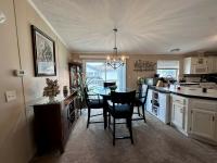 2000 Skyline Wood Manor Mobile Home