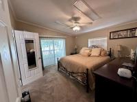 2000 Skyline Wood Manor Mobile Home