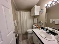 2000 Skyline Wood Manor Mobile Home