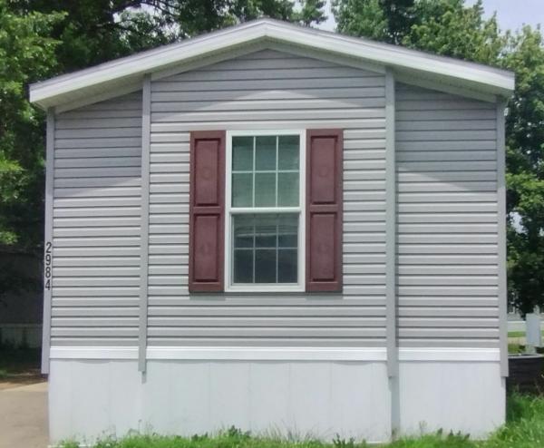 Photo 1 of 2 of home located at 2984 Rosewood Ln Lot Rwl2984 Columbus, IN 47203