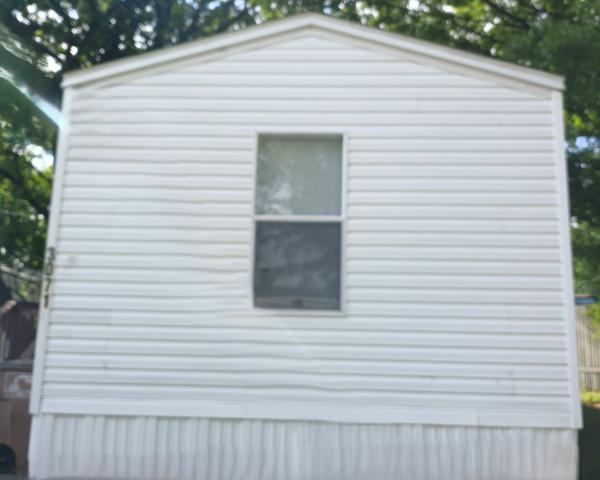 Photo 1 of 2 of home located at 3071 Lamplight Dr Lot Lld3071 Columbus, IN 47203