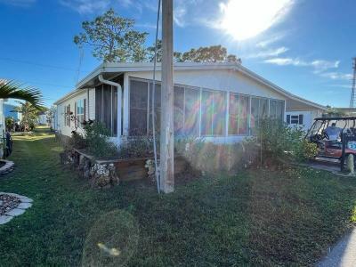 Photo 3 of 18 of home located at 17100 Tamiami Trail #112 Punta Gorda, FL 33955