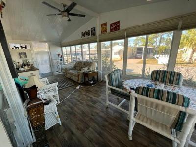 Photo 4 of 18 of home located at 17100 Tamiami Trail #112 Punta Gorda, FL 33955