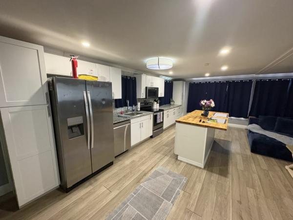 Photo 1 of 2 of home located at 7501 142nd Ave. N. Lot 610 Largo, FL 33771