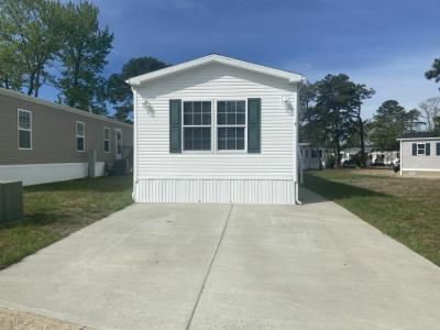 Mobile Home at 4 Autumn Court Whiting, NJ 08759