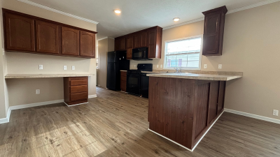 Photo 3 of 13 of home located at 6146 Addison Way Fenton, MI 48430