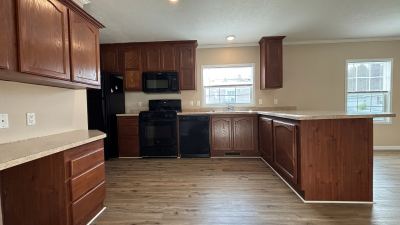 Photo 4 of 13 of home located at 6146 Addison Way Fenton, MI 48430