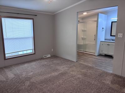 Photo 5 of 10 of home located at 116 Highland Dr Highland, MI 48357
