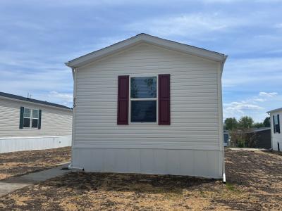 Mobile Home at 219 E Mactavish Ct Highland, MI 48357