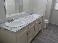 2002 HBOS MFG LP 8018-410 AM Classic Mobile Home