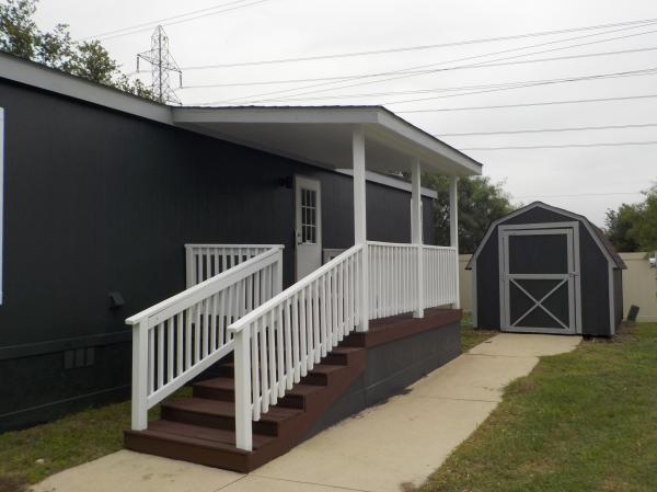 2002 HBOS MFG LP 8018-410 AM Classic Mobile Home
