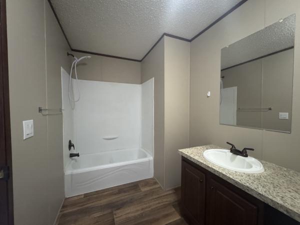 2017 MOJAVE MODEL 6703FM  Home