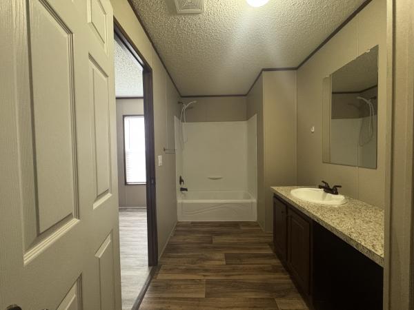 2017 MOJAVE MODEL 6703FM  Home