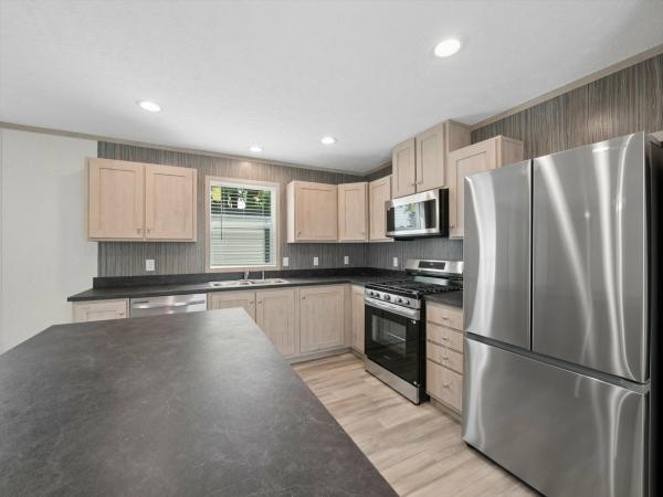 2026 Clayton 453 96ADR16703AH26  Home