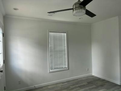 Photo 3 of 11 of home located at 17031 Us-301 #100 Dade City, FL 33523