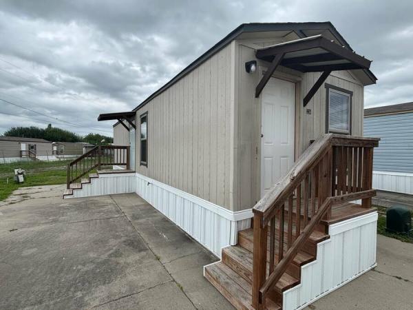 2022 S124411AA  Home