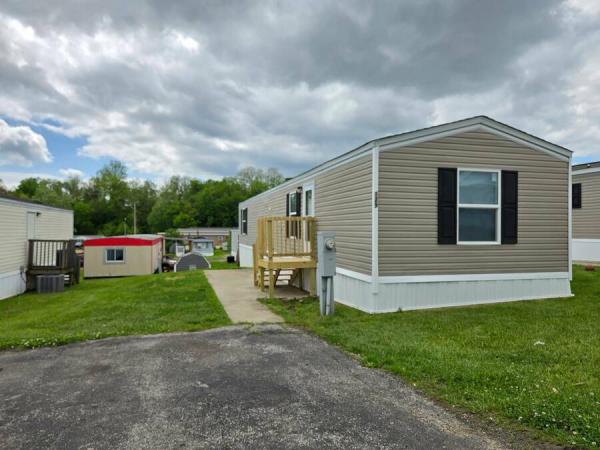 2016 36TRU14562AH16  Home