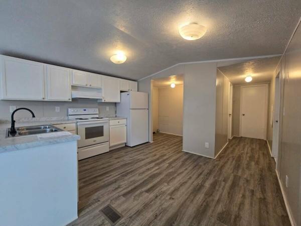 2016 36TRU14562AH16  Home