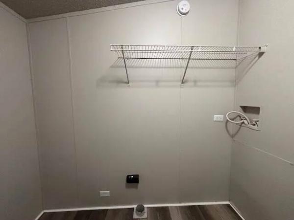 2016 168032A  Home