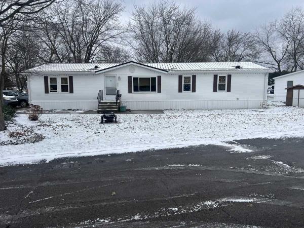 2000 Redman Mobile Home For Sale