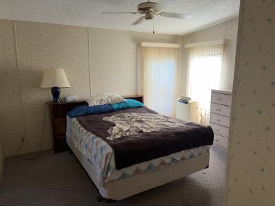 Photo 5 of 9 of home located at 4861 Spruce Creek Rd Port Orange, FL 32127