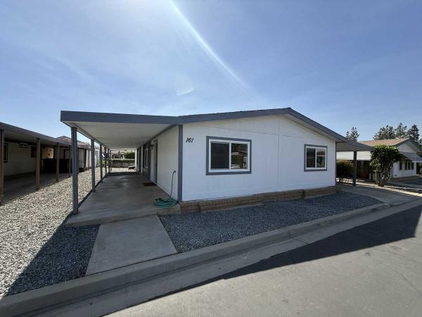 Photo 1 of 2 of home located at 13381 Magnolia Ave Spc 161 Corona, CA 92879