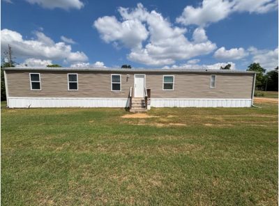 Mobile Home at 2834 Jr Drive Cottondale, FL 32431