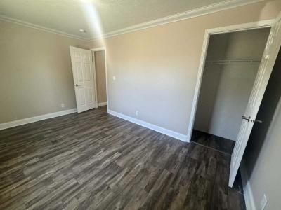 Photo 4 of 15 of home located at 8701 NE 107th Pl  #115 Kansas City, MO 64157