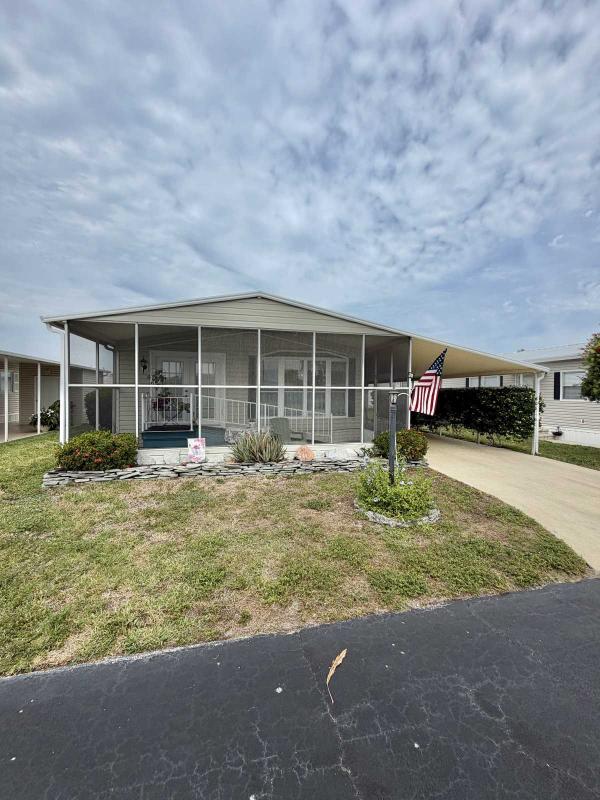 Photo 1 of 2 of home located at 327 3rd St Drive West, Lot 39 Palmetto, FL 34221