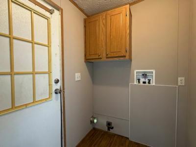 Photo 5 of 23 of home located at 1316 S 9th St Paducah, KY 42003