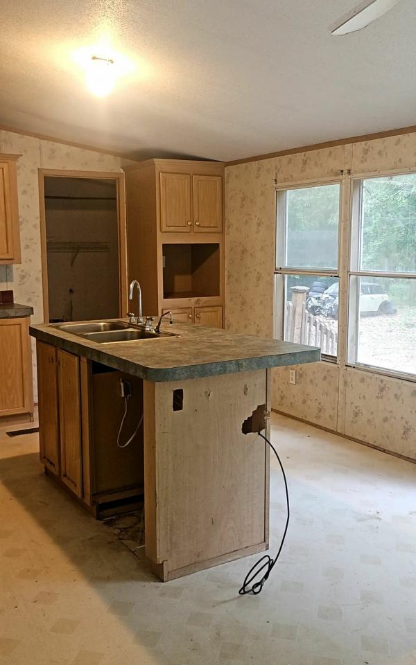 2001 CARRIAGE Mobile Home For Sale