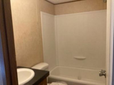 Photo 5 of 13 of home located at 505 Davis St Lake City, SC 29560