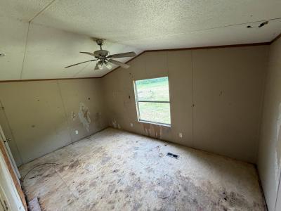 Photo 5 of 12 of home located at 699 County Road 890 Cushing, TX 75760