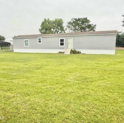 Mobile Home at 1301 Frankie St New Iberia, LA 70560