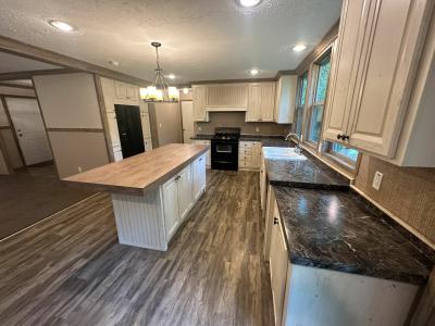 Photo 3 of 14 of home located at 45 Wind Shadows Circle Leicester, NC 28748