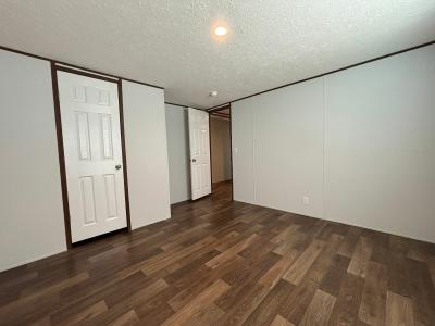 Photo 5 of 22 of home located at 12770 Thomas Oaks Dr Wilmer, AL 36587