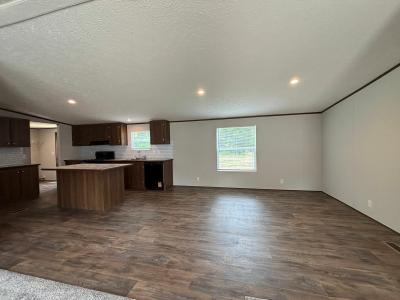 Photo 5 of 18 of home located at 12770 Thomas Oaks Dr Wilmer, AL 36587