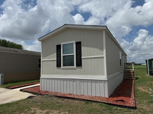 2023 MIYO 35MYO16562AH23 Mobile Home For Sale