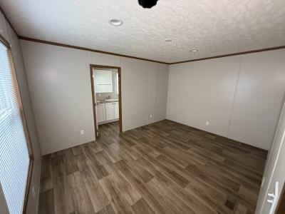 Photo 4 of 19 of home located at 230 Grove Ln New Braunfels, TX 78130