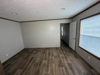 Photo 5 of 19 of home located at 230 Grove Ln New Braunfels, TX 78130
