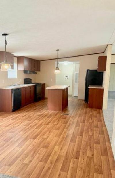 Photo 3 of 33 of home located at 1075 Percy Rd Saint Martinville, LA 70582